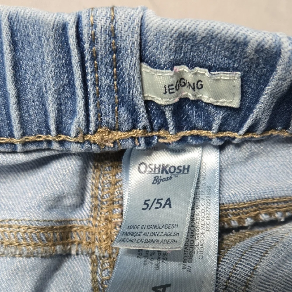OshKosh Bgosh comfortable light